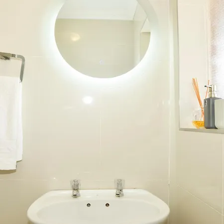 Eirini Elegant - Rispetto Apartment Midrand Exterior foto
