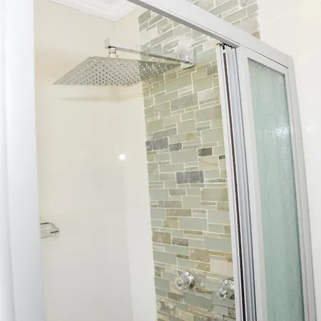 Eirini Elegant - Rispetto Apartment Midrand Exterior foto